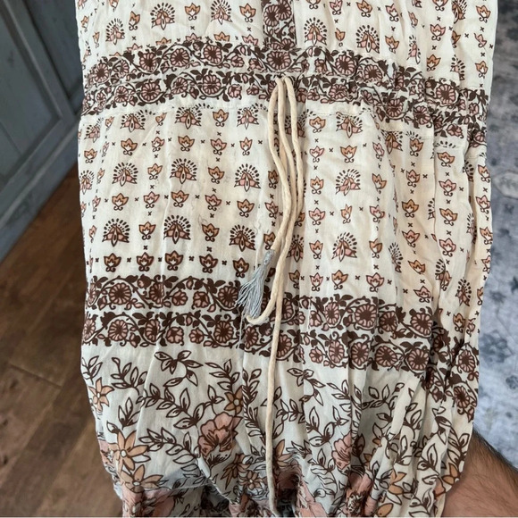 Spell & the Gypsy desert rose play suit size 8AUS - Picture 3 of 8